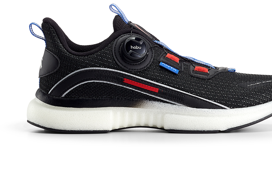habu Anta running shoe